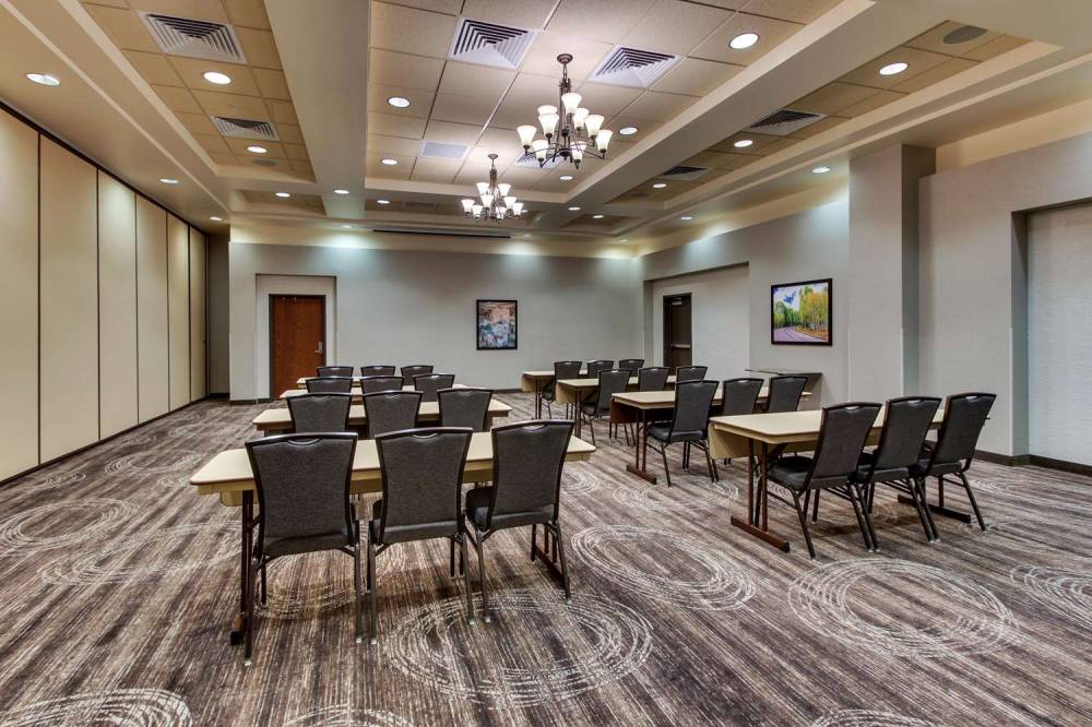 Drury Inn And Suites Phoenix Happy Valley 6