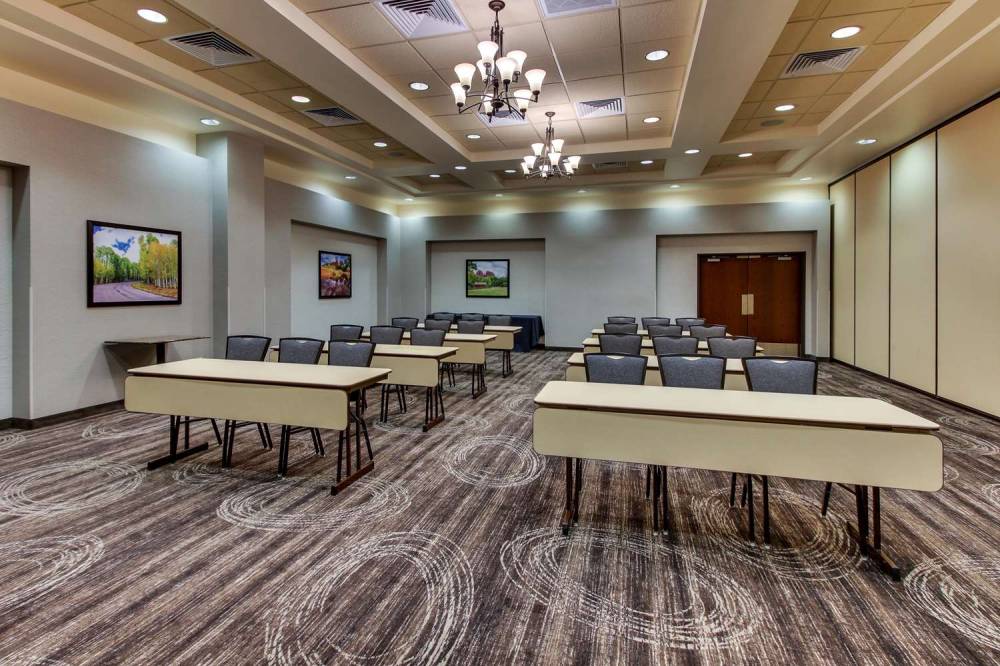 Drury Inn And Suites Phoenix Happy Valley 2