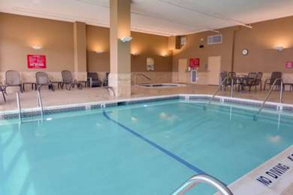 Drury Inn And Suites St Louis Forest Park 2