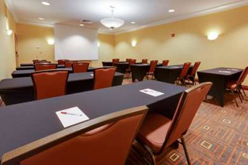 Drury Inn And Suites St Louis Forest Park 8