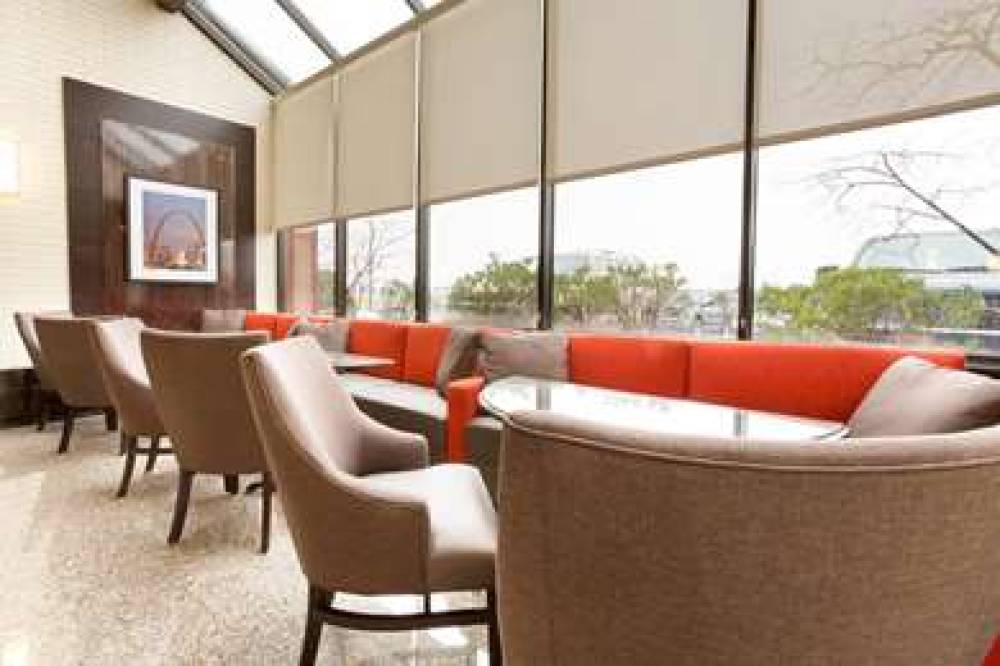 Drury Inn And Suites St Louis Airport 3