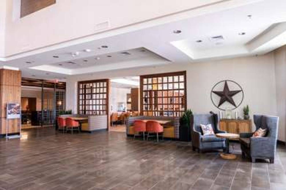Drury Plaza Hotel Dallas Arlington 8