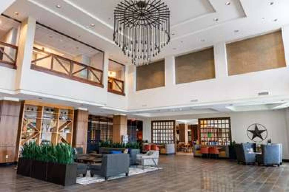 Drury Plaza Hotel Dallas Arlington 6