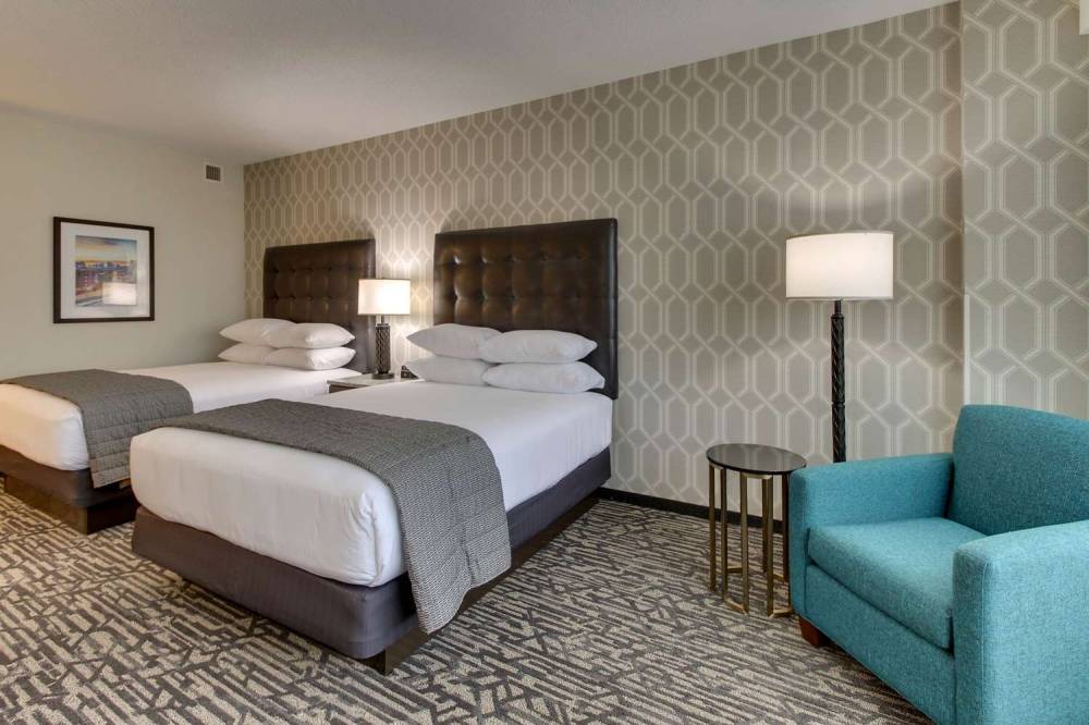 Drury Plaza Hotel Richmond 8