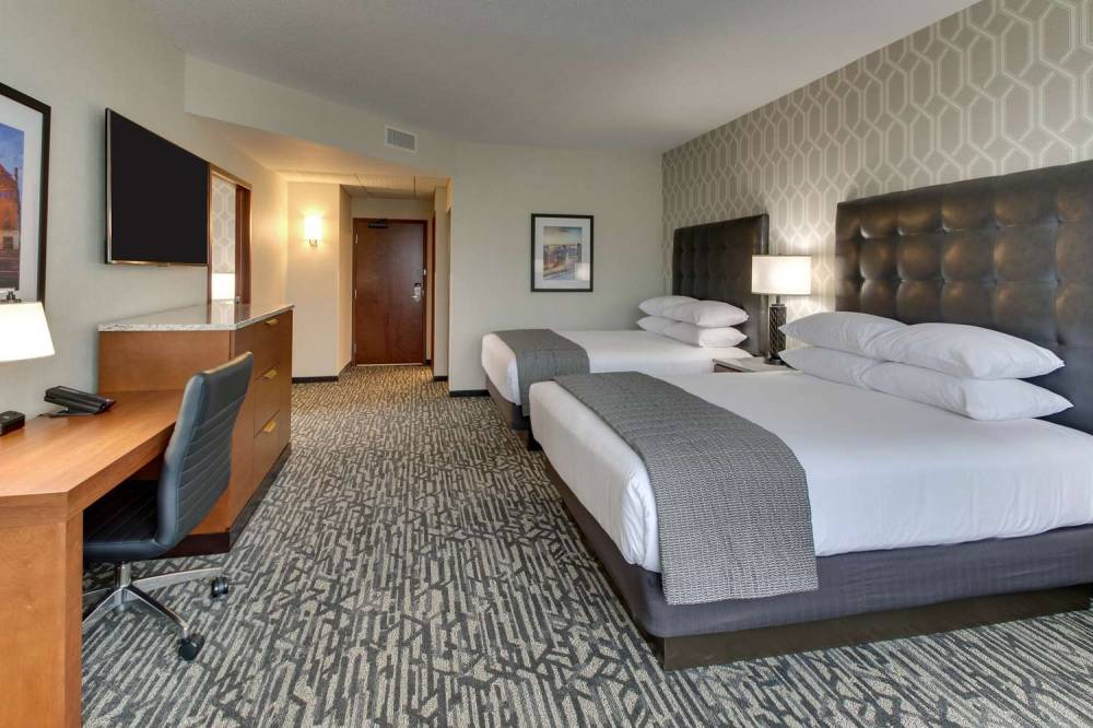 Drury Plaza Hotel Richmond 2