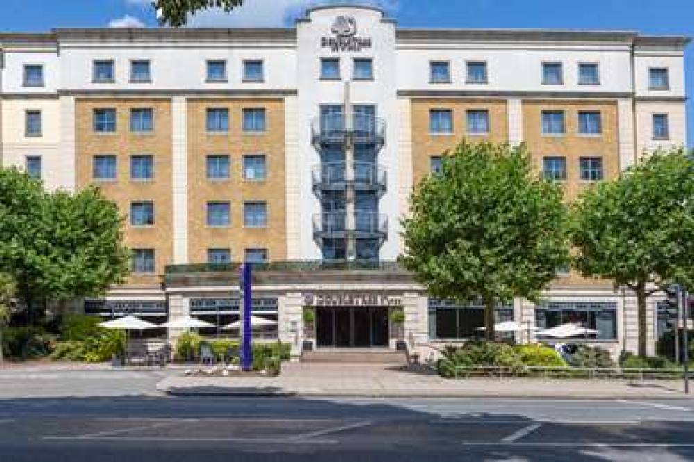 DT HLT LONDON ANGEL KINGS CROSS 1