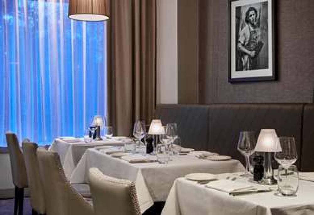 DT HLT LONDON ANGEL KINGS CROSS 10