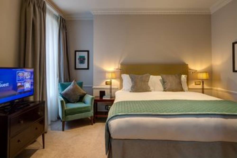 DUKES LONDON 8