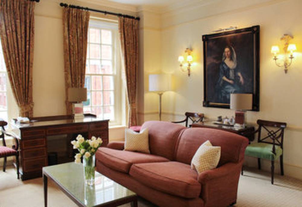 DURRANTS HOTEL 9