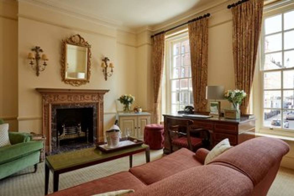 DURRANTS HOTEL 7
