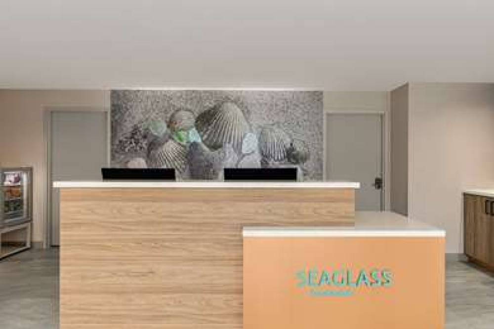 EAGLASS BEACHPLACE, TRADEMARK 8