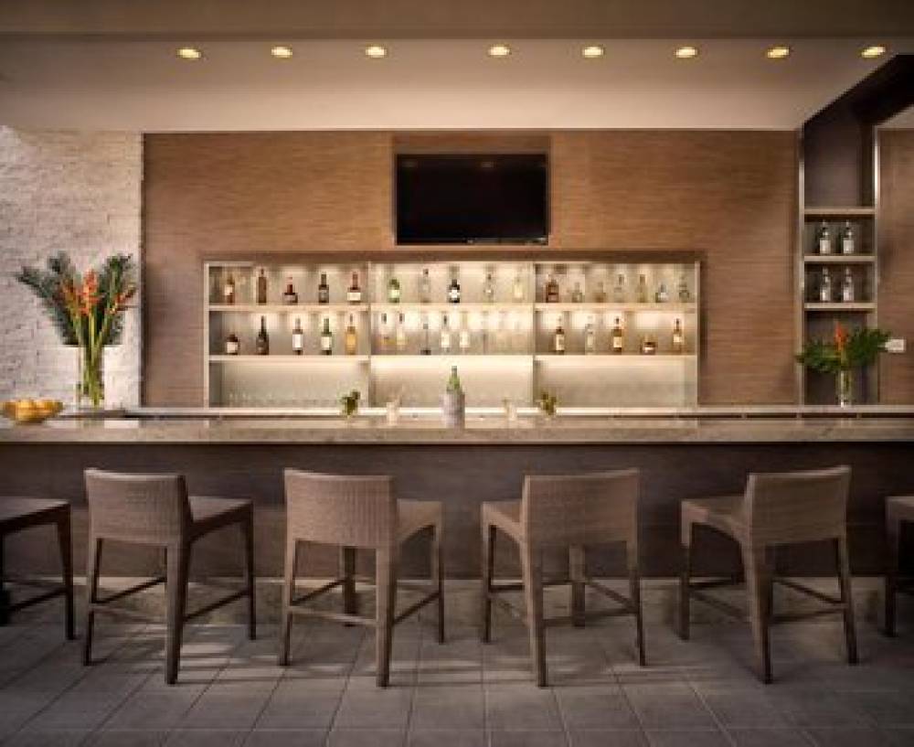 EB HOTEL MIAMI 7