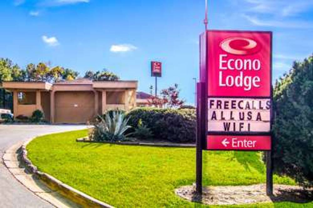 Econo Lodge Atlanta Airport East 2