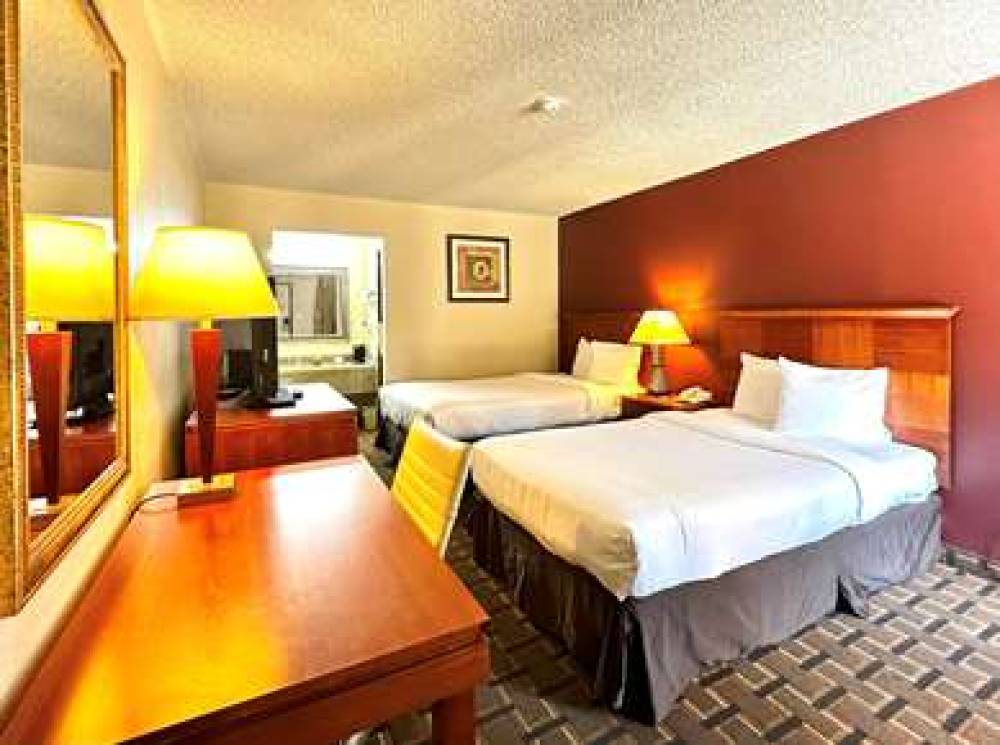 ECONO LODGE BOSSIER CITY 4