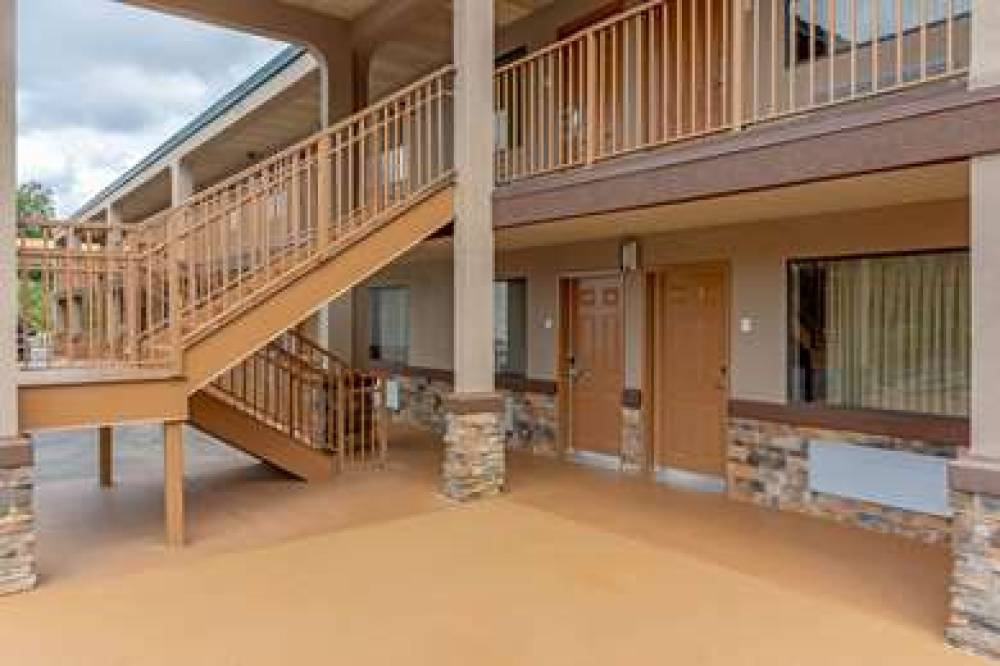 Econo Lodge Byron Warner Robins