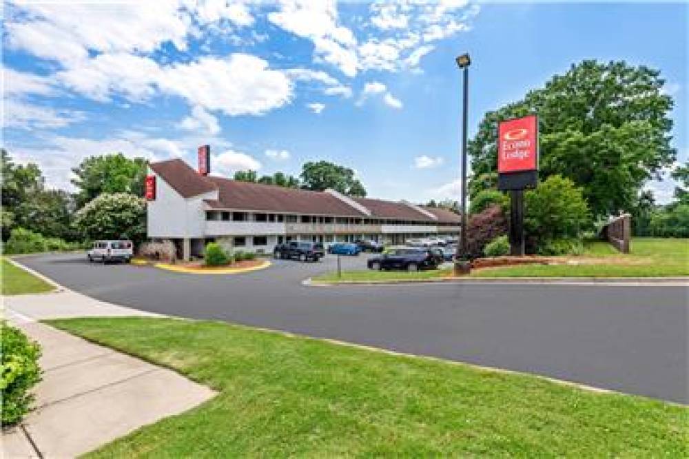 ECONO LODGE CHARLOTTE AIRPORT 5