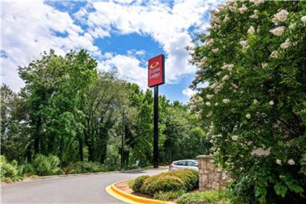 ECONO LODGE CHARLOTTE AIRPORT 1