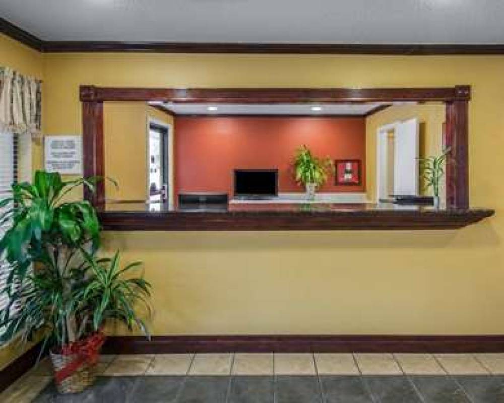 ECONO LODGE DEFUNIAK SPRINGS I-10 6