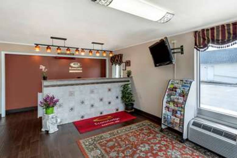 Econo Lodge Easton Route 50 4