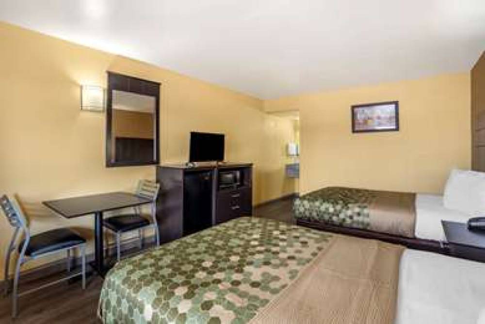 Econo Lodge Easton Route 50 6