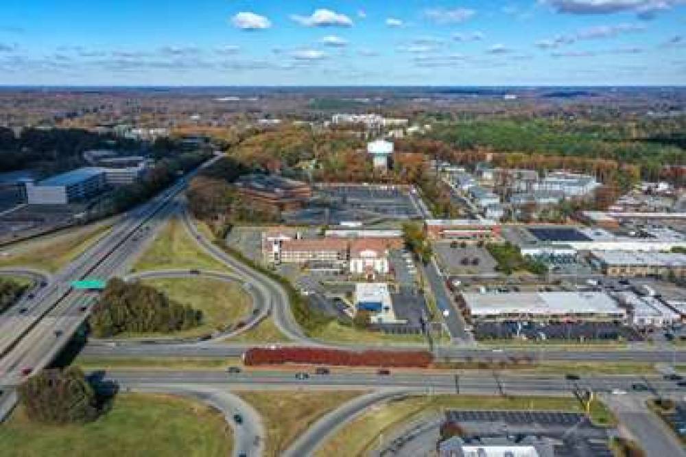 ECONO LODGE 9
