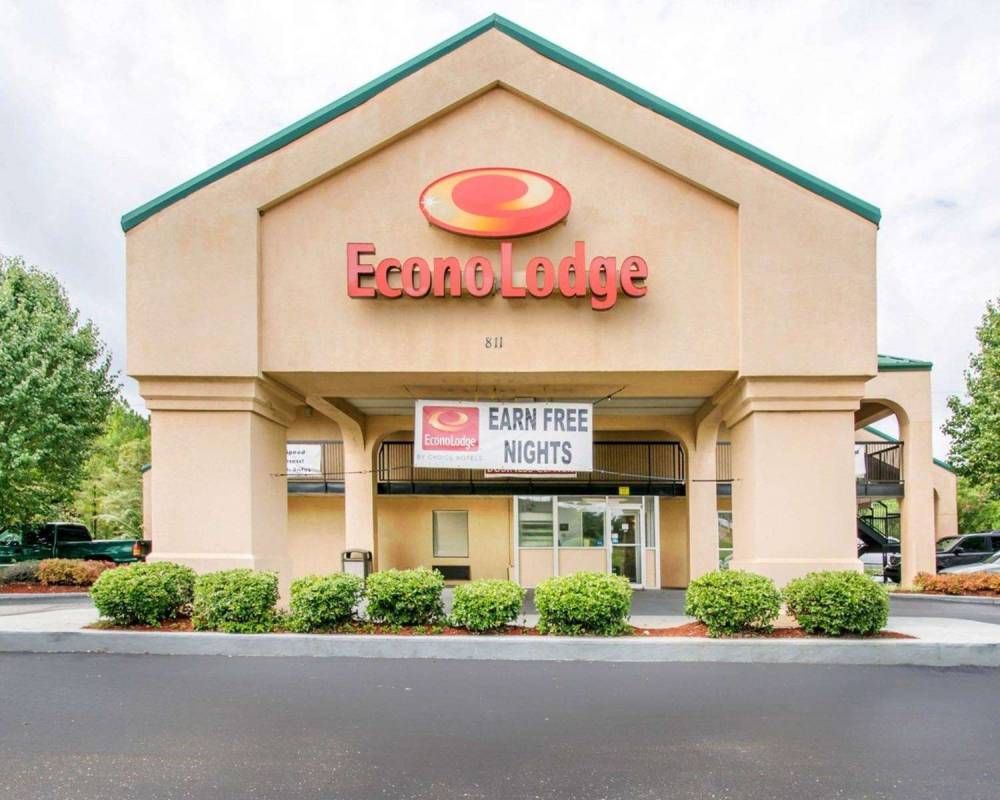 Econo Lodge 5