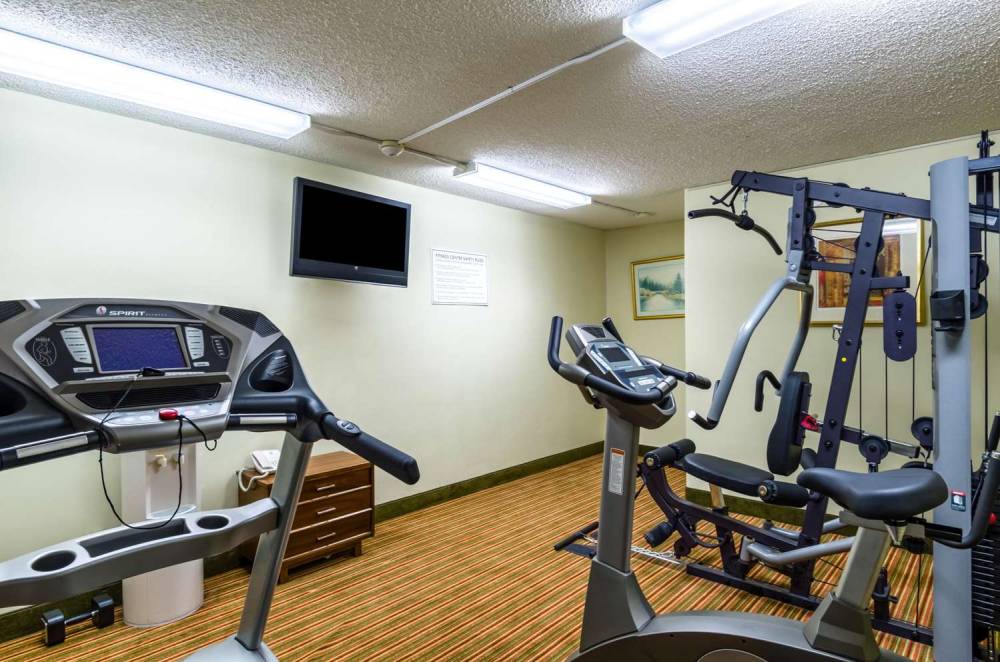 ECONO LODGE 5