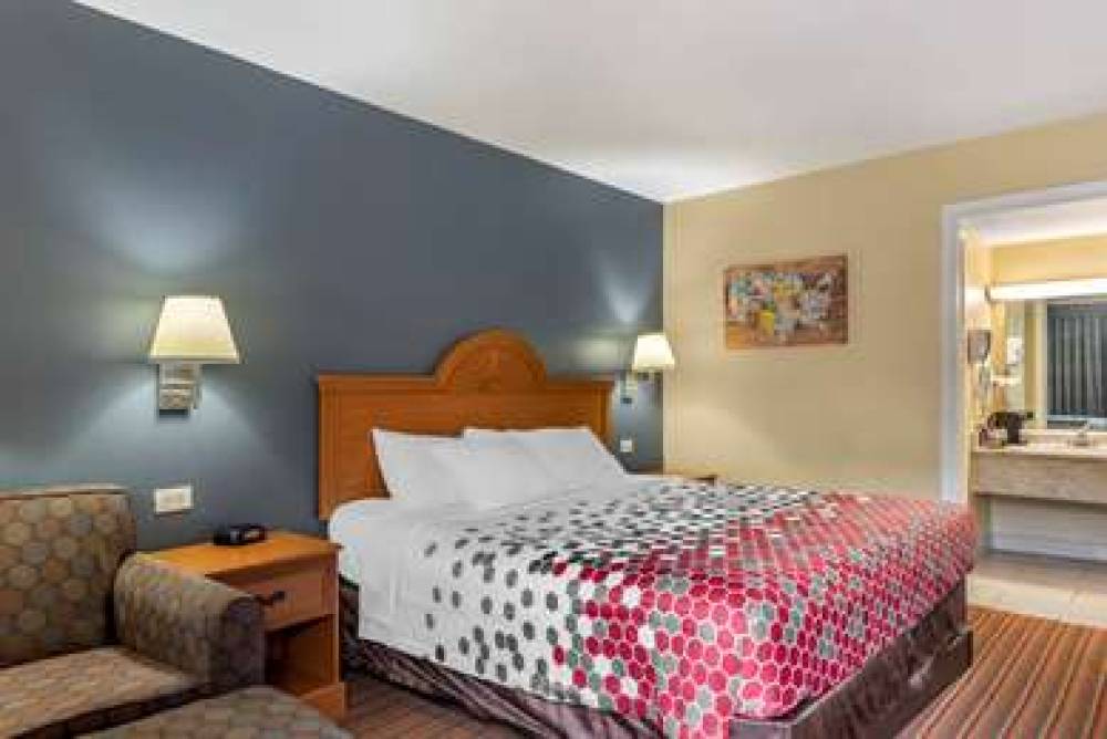 ECONO LODGE ERLANGER - CINCINNATI A 3