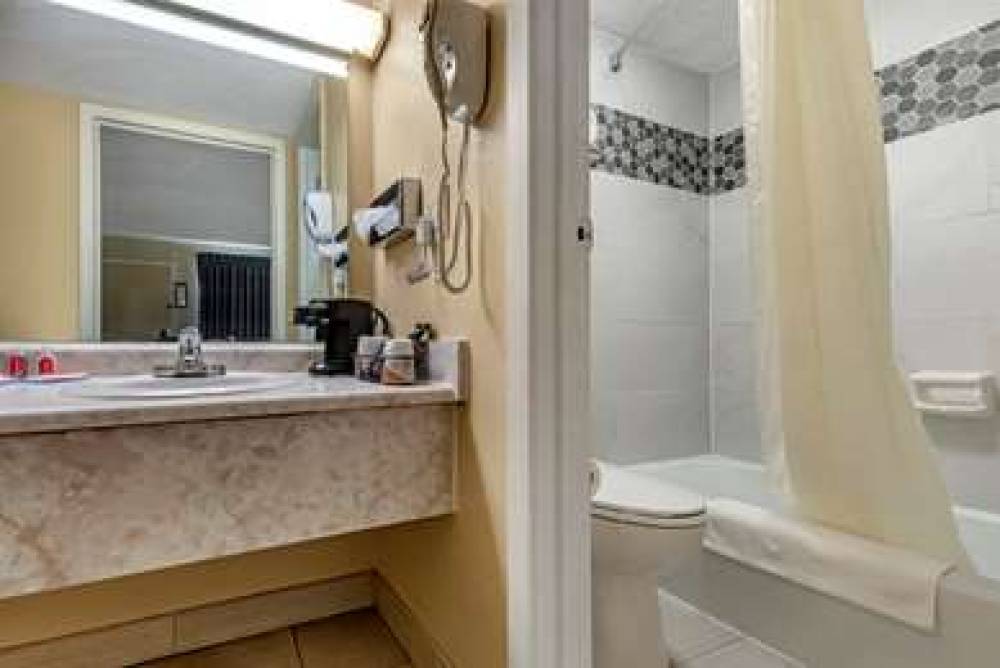 ECONO LODGE ERLANGER - CINCINNATI A 10