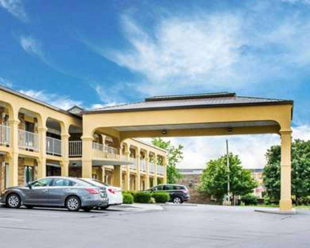 ECONO LODGE FRANKLIN SOUTH 3
