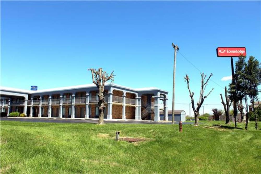 ECONO LODGE FRANKLIN SOUTH 1