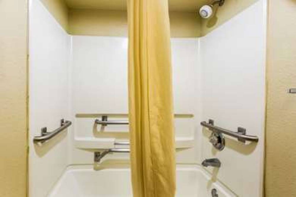 Econo Lodge Homewood - Birmingham 9