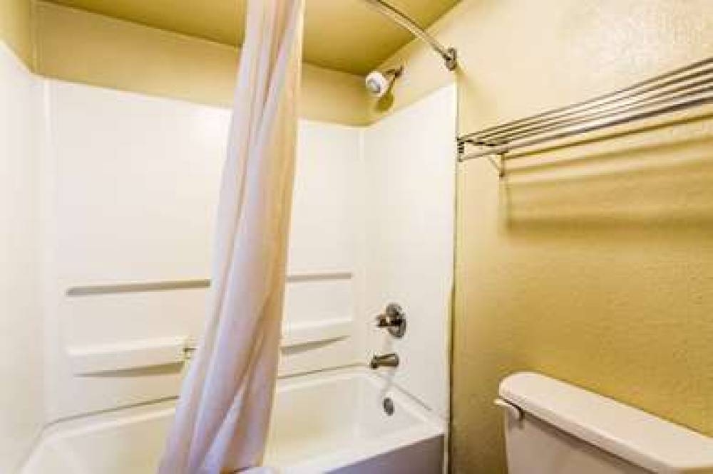 Econo Lodge Homewood - Birmingham 4