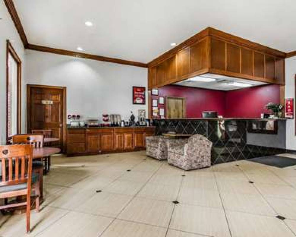 ECONO LODGE INN AND SUITES ENTERPRI 6
