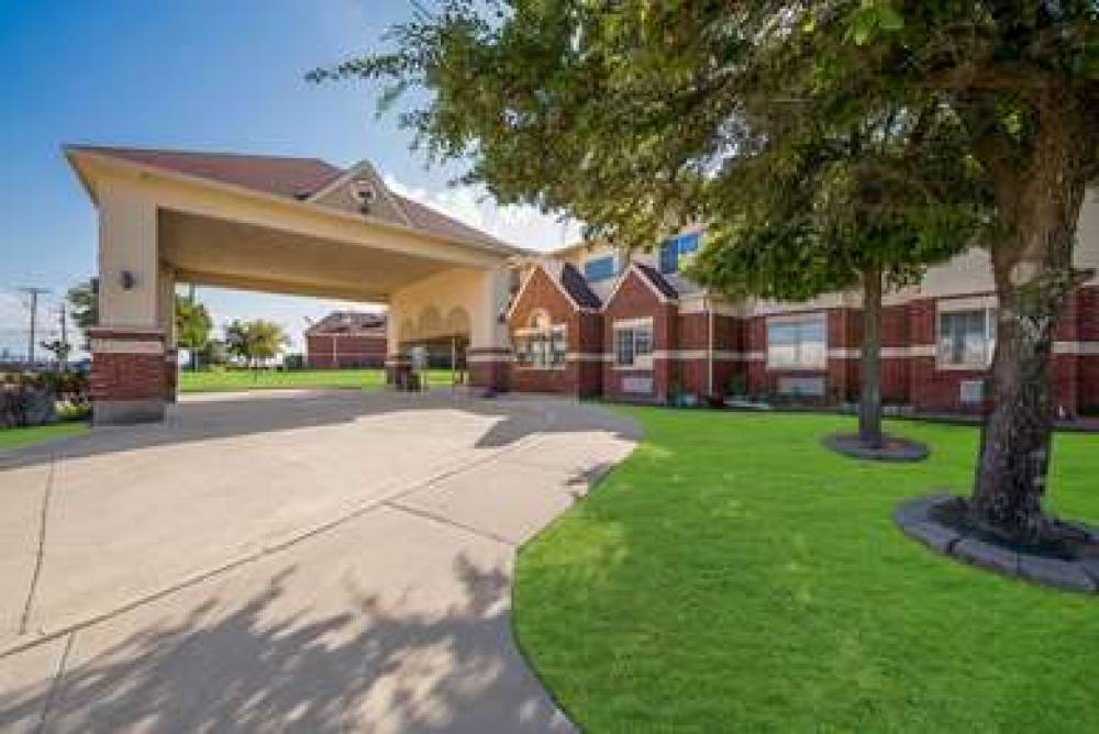 ECONO LODGE INN AND SUITES MESQUITE 5