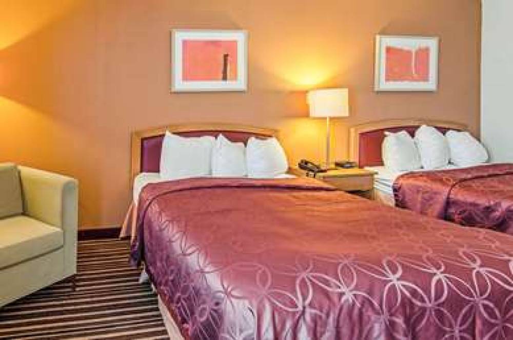 ECONO LODGE INN AND SUITES NORTON - 8