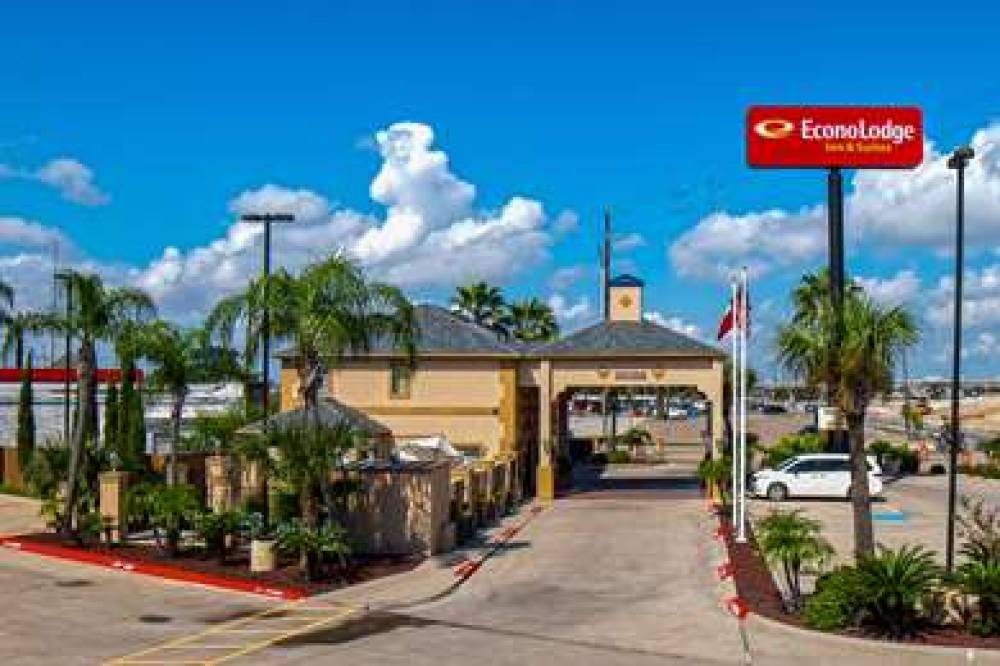 Econo Lodge Inn & Suites Corpus Christi