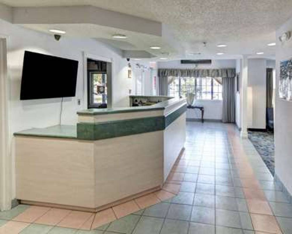RODEWAY INN AND SUITES LEWISVILLE I 3