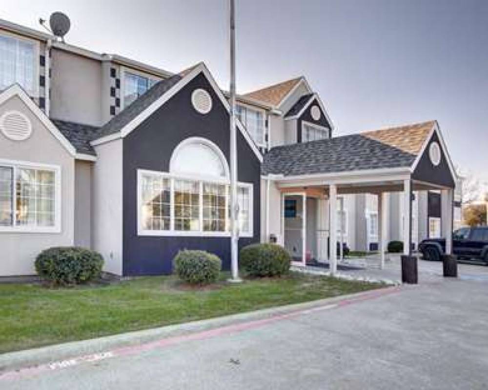 RODEWAY INN AND SUITES LEWISVILLE I 1