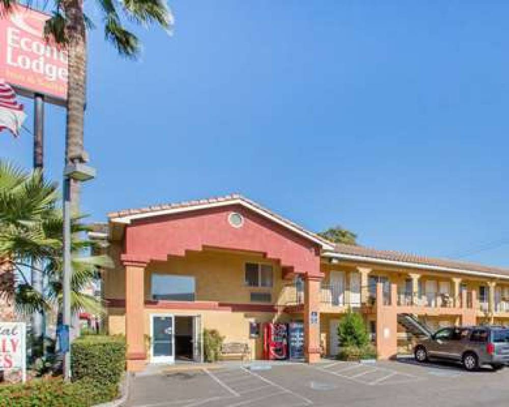 Econo Lodge Inn Suites Lodi Wine