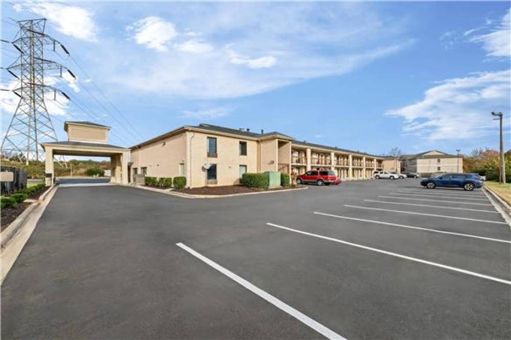 ECONO LODGE KANNAPOLIS - CONCORD 6