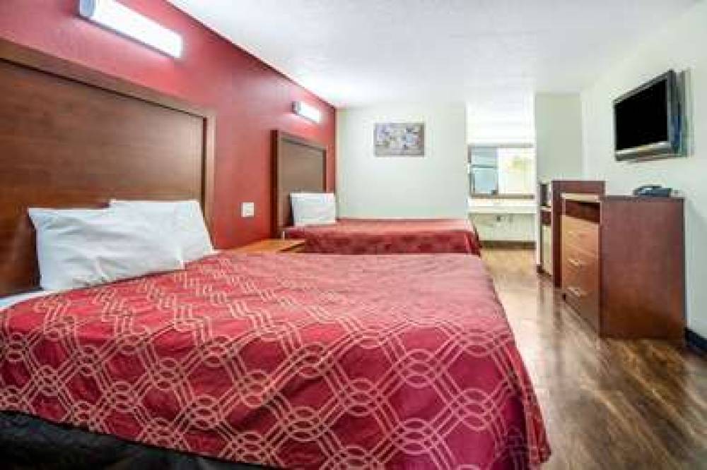 ECONO LODGE KNOXVILLE 10