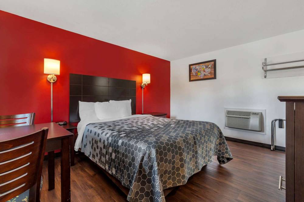 ECONO LODGE LEE - GREAT BARRINGTON 4