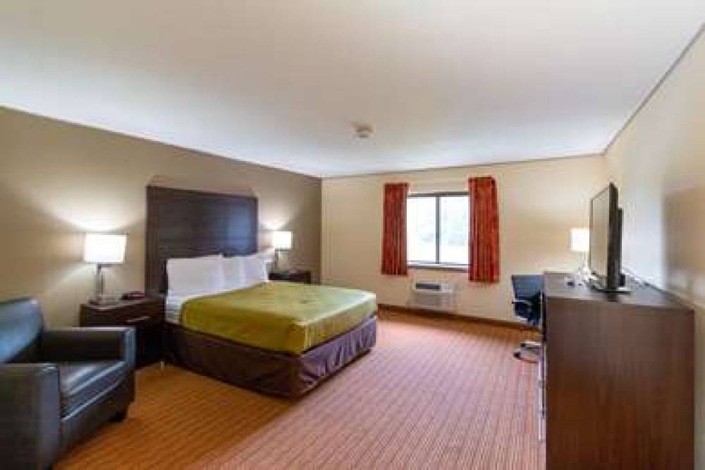 Econo Lodge Massena Hwy 37 7