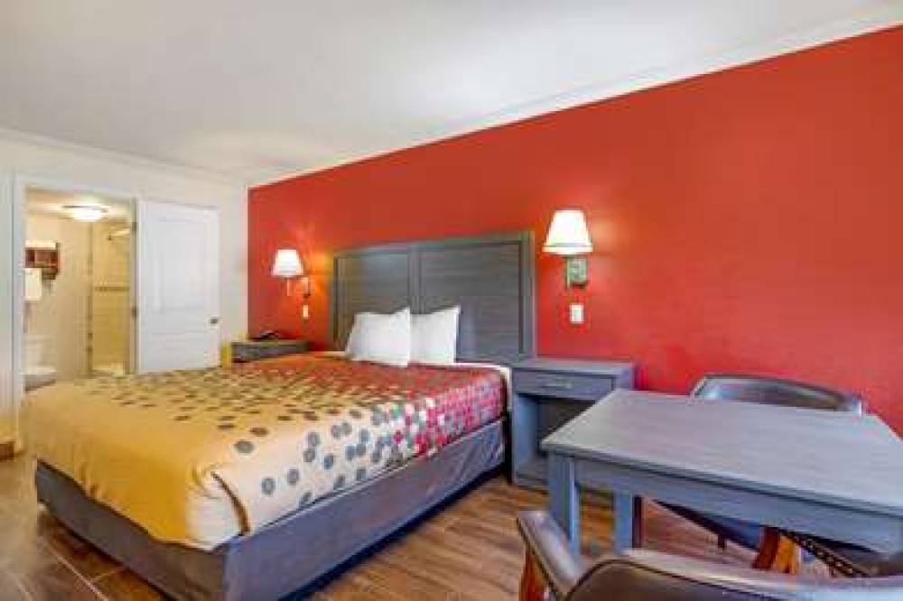 Econo Lodge Moreno Valley 7