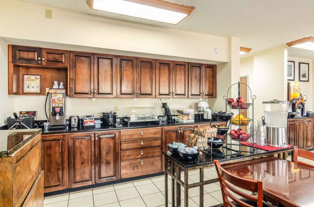 ECONO LODGE MOSS POINT - PASCAGOULA 10