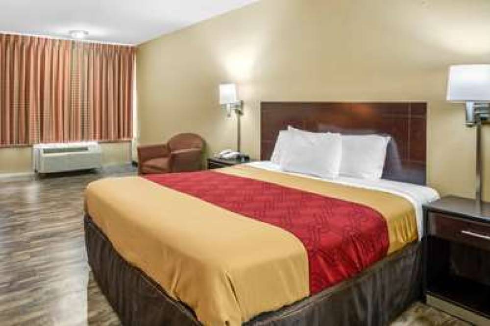 ECONO LODGE NEAR MISSOURI UNIV OF S 5