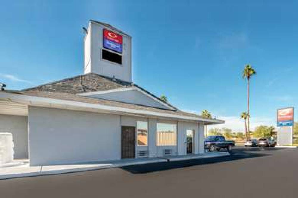 Econo Lodge Phoenix North I 17