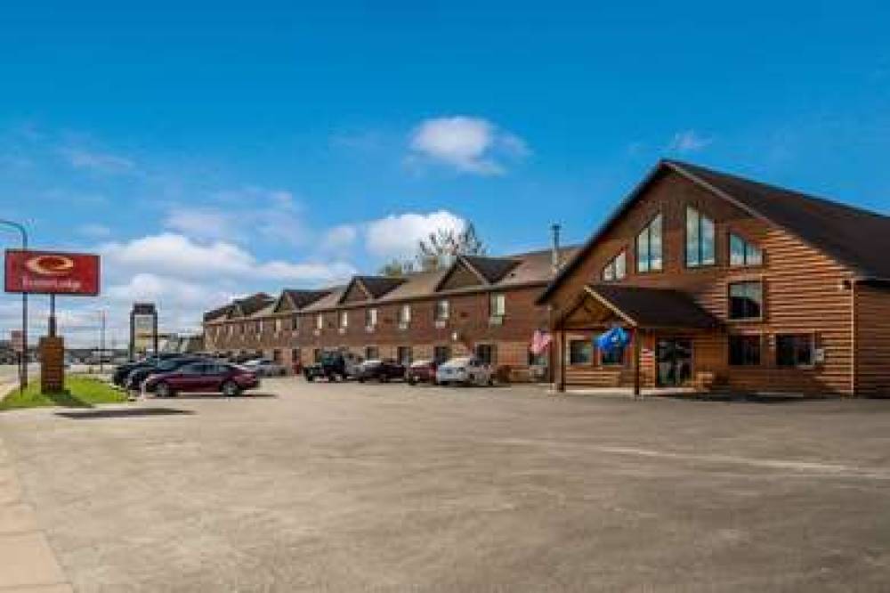 ECONO LODGE RICE LAKE 1