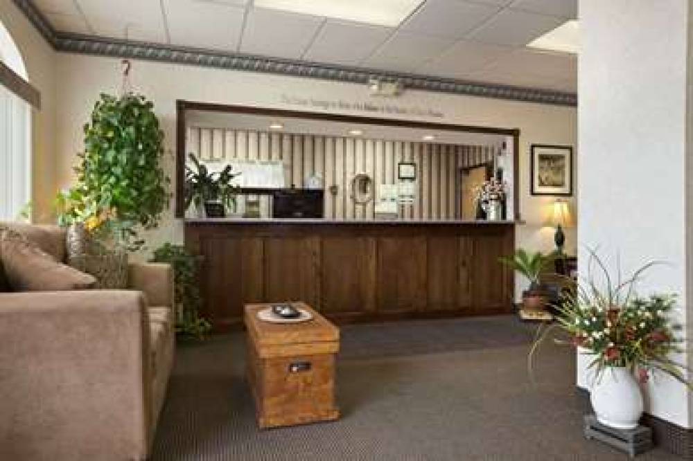 ECONO LODGE SCOTTSBLUFF 2
